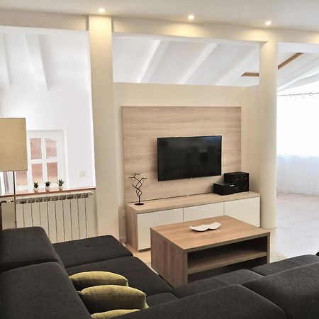 Apartment Julija Vodice Bagian luar foto