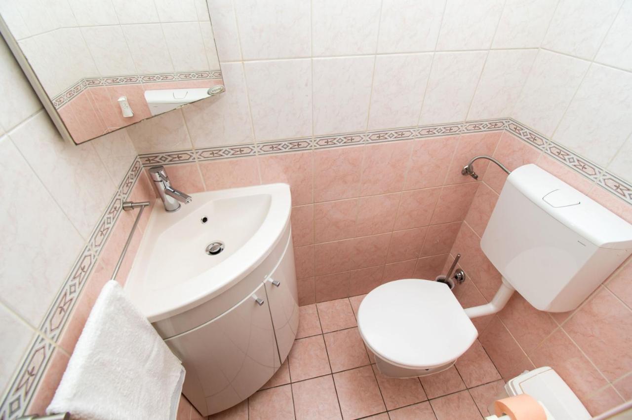 Apartment Julija Vodice Bagian luar foto