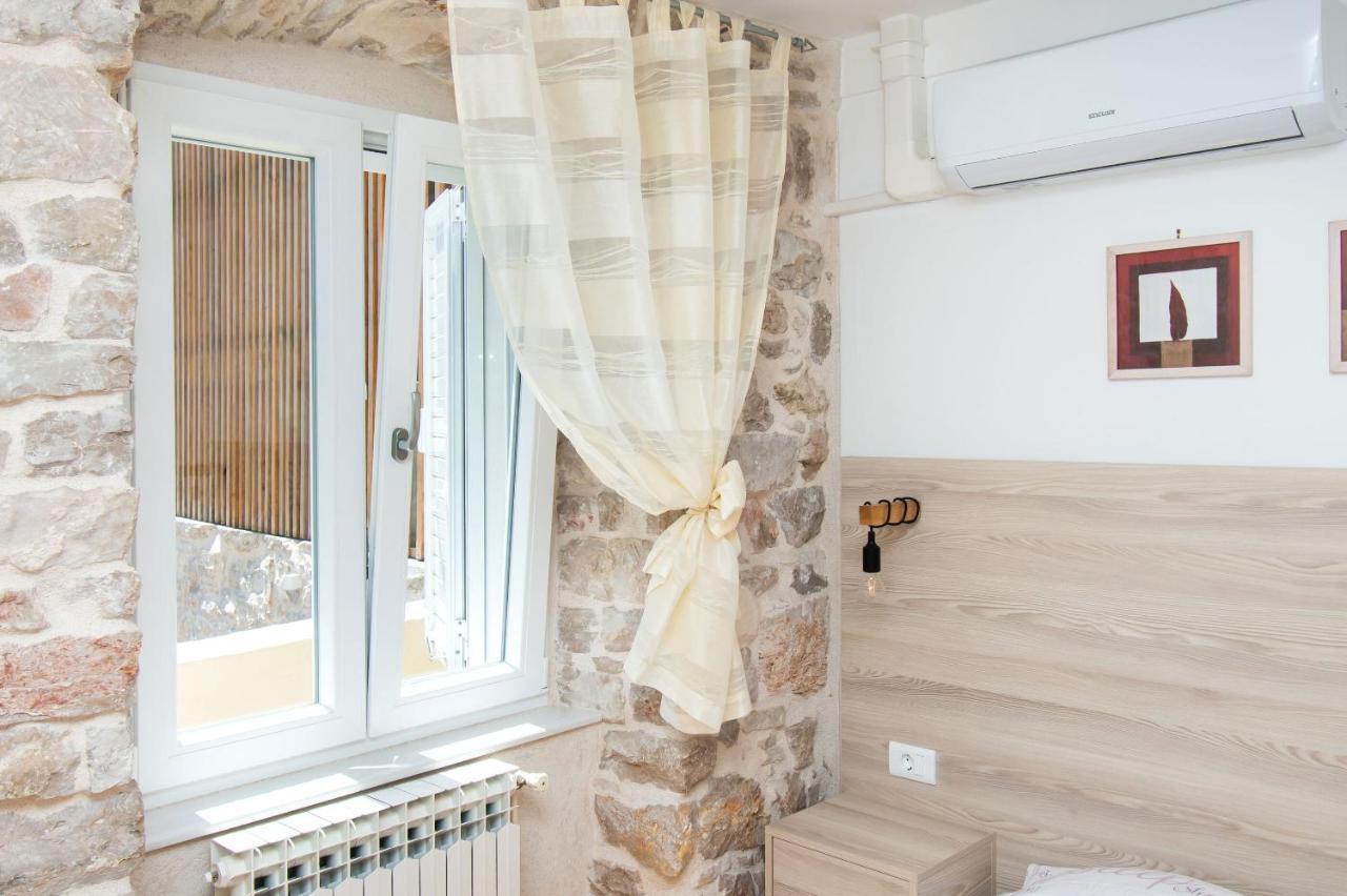 Apartment Julija Vodice Bagian luar foto