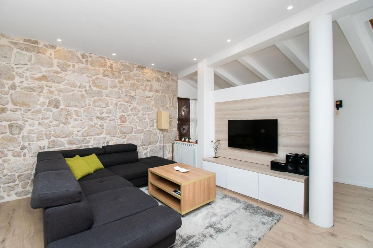 Apartment Julija Vodice Bagian luar foto